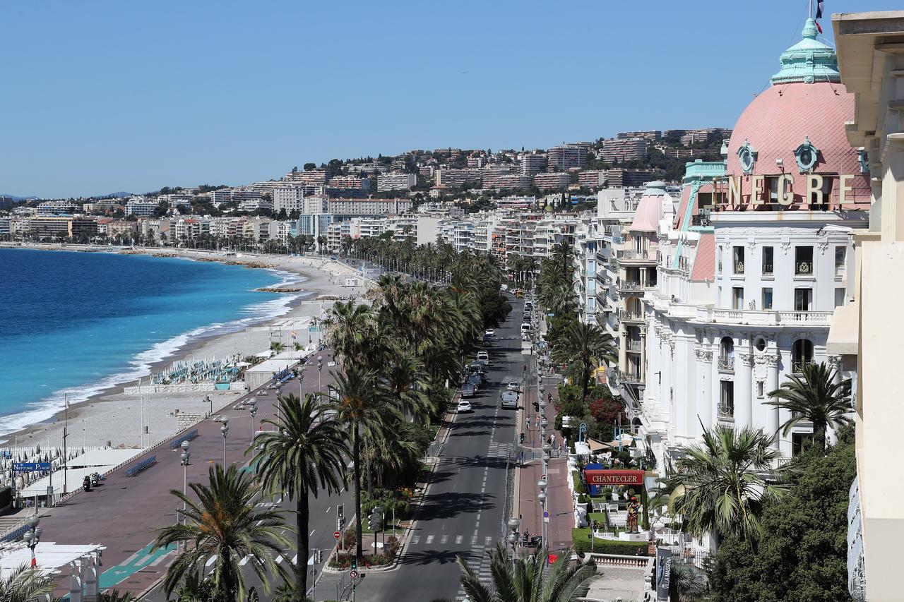 Promenade des anglais à Nice - Crédit image : courrierinternational.com