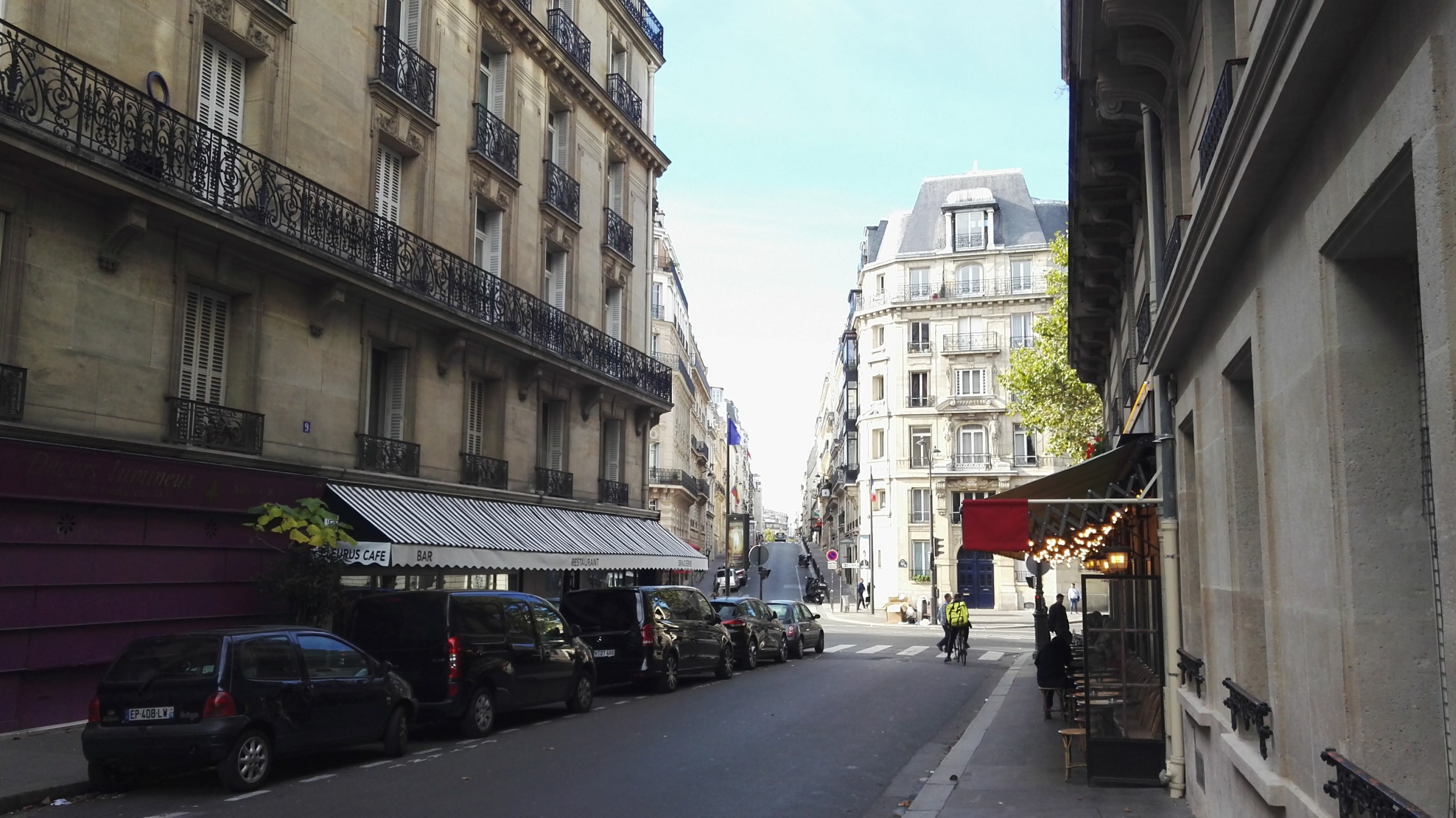 Rue de Belloy Paris